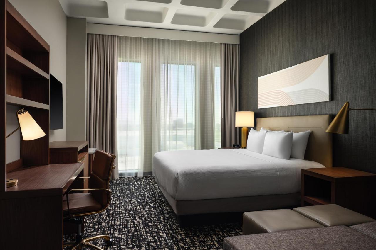 Hyatt Place Lax/century Blvd 3*